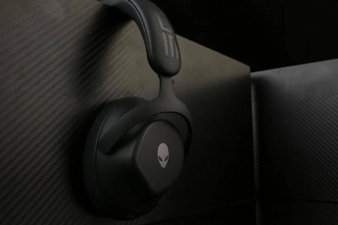 nware 外星人 Pro无线游戏外设套装pg电子免费模拟器为职业电竞而生｜Alie(图19)